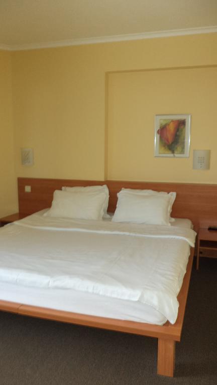 Elit Hotel โซเฟีย ภายนอก รูปภาพ